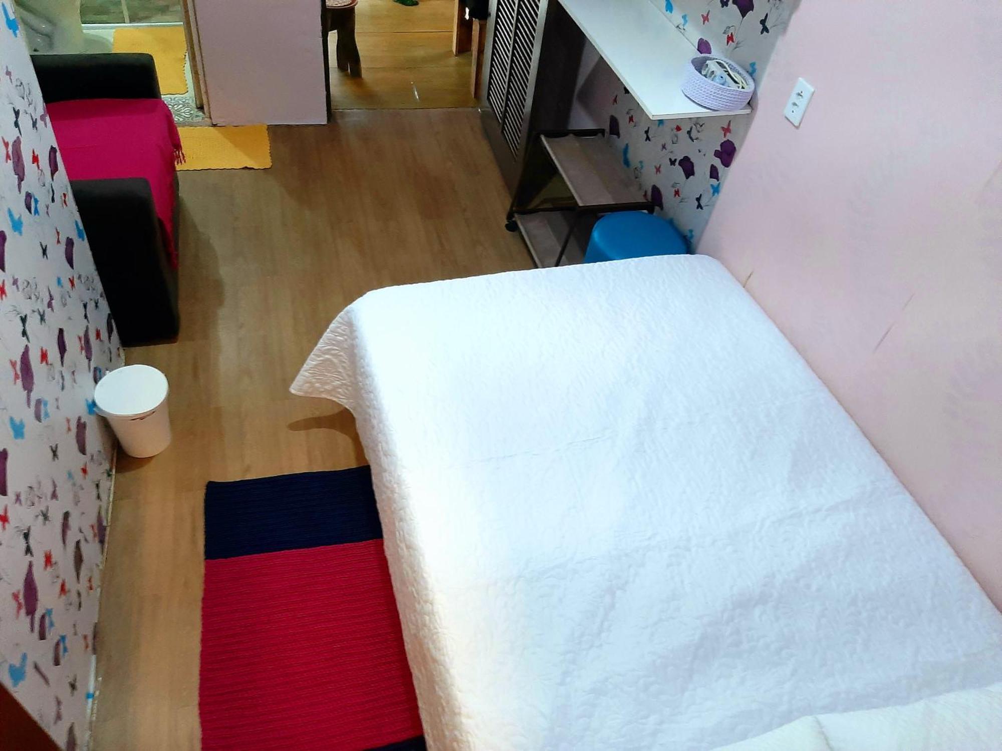 Suites Particulares Edilson E Cilene Homestay *